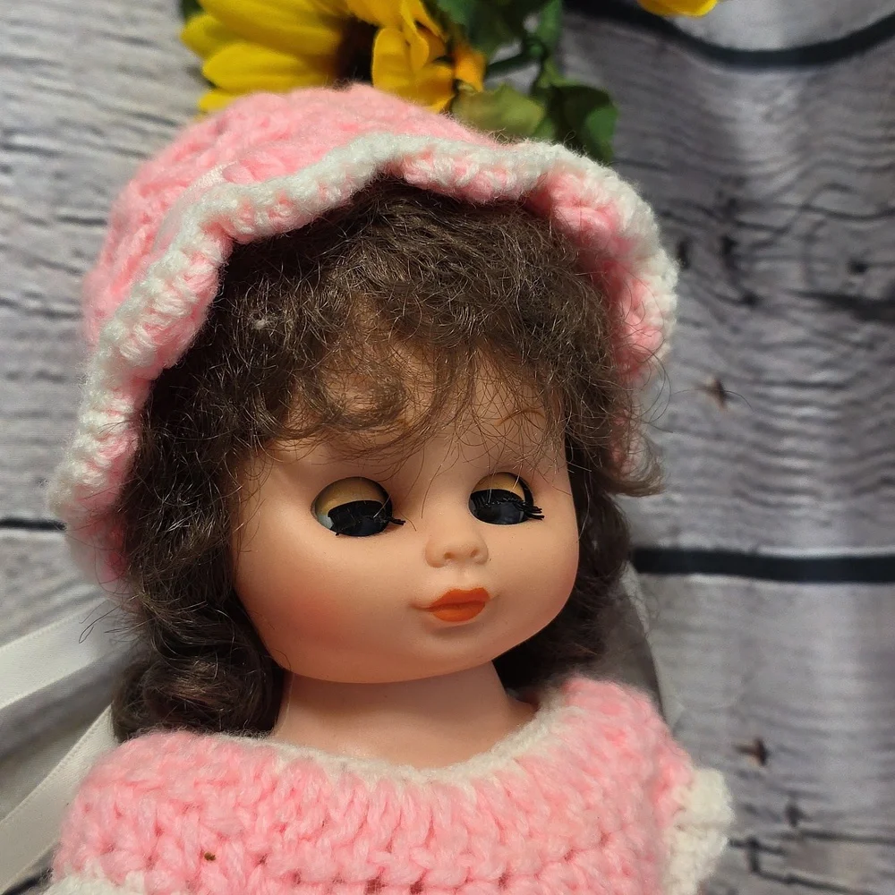 Vintage Angel Doll Brunette Crochet Dress and Accessories Pink White 14